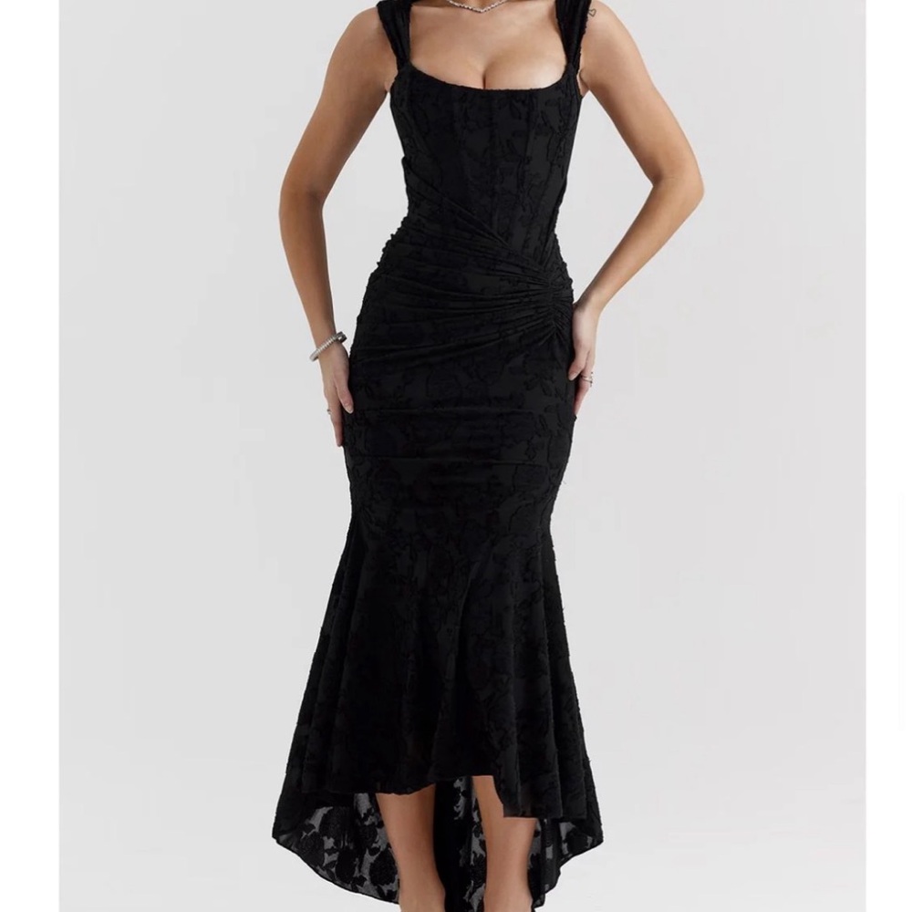 Elegant Black Evening Dress